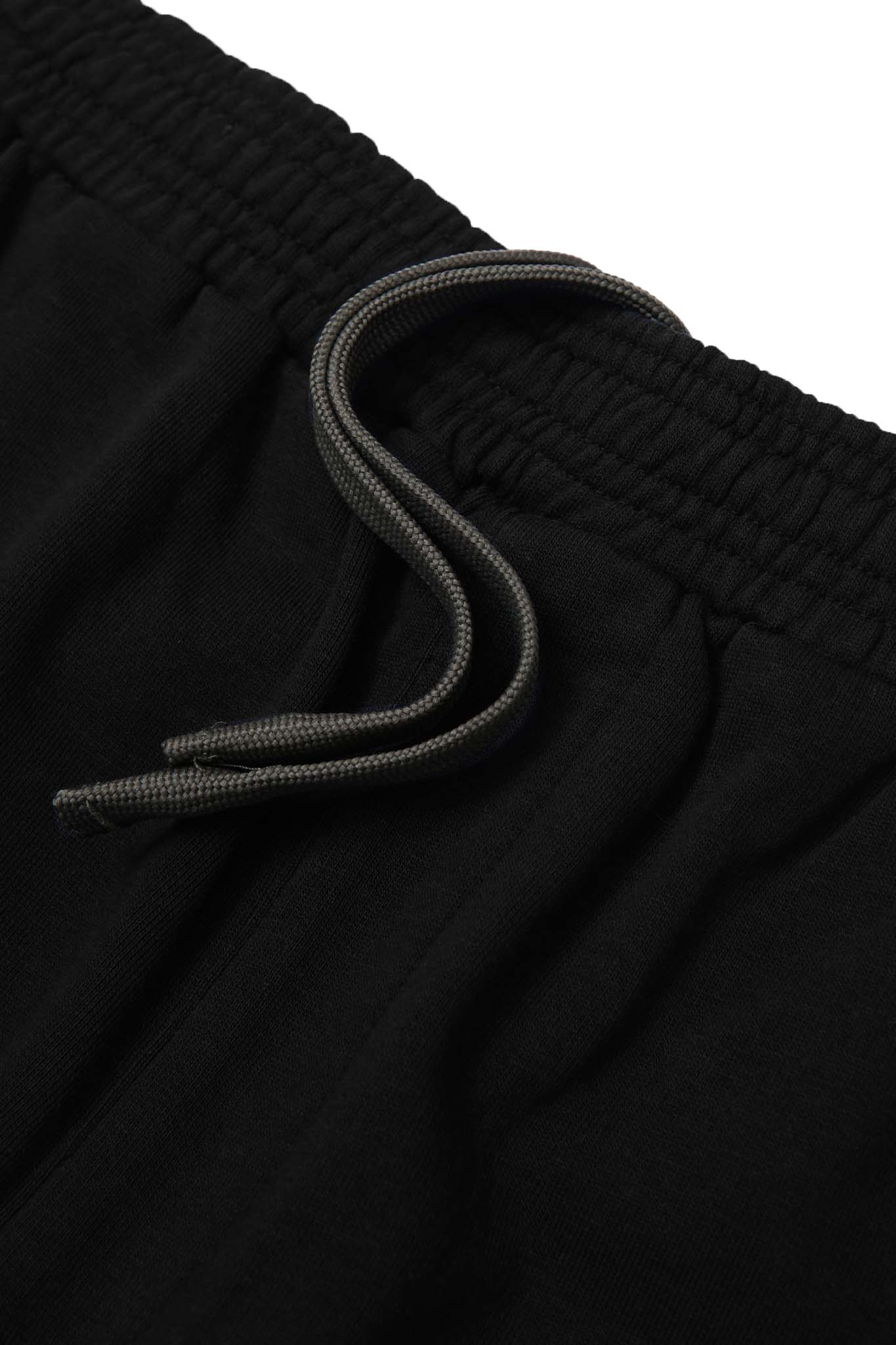 COURT SHORTS (002) IN OBSIDIAN